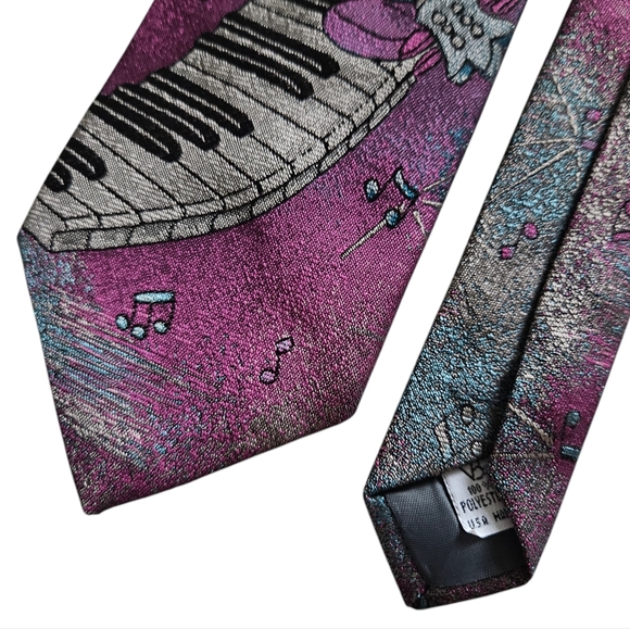 Lot of 4 Disney Mickey Mouse Donald Duck Men's Ties - Picture 7 of 8